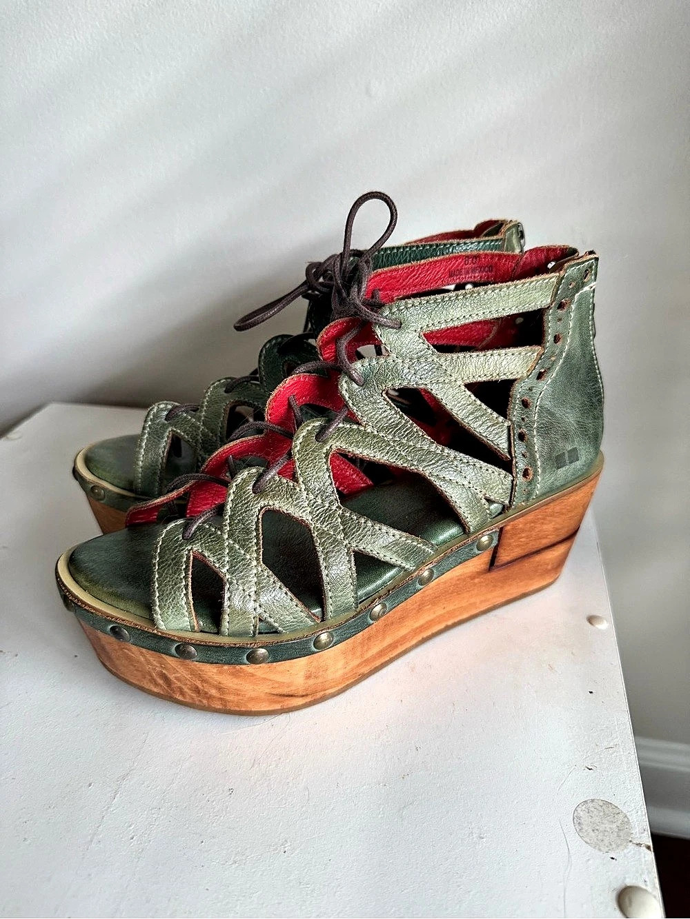 Bed Stu Shirin Green & Red Platform Wedge Sandals